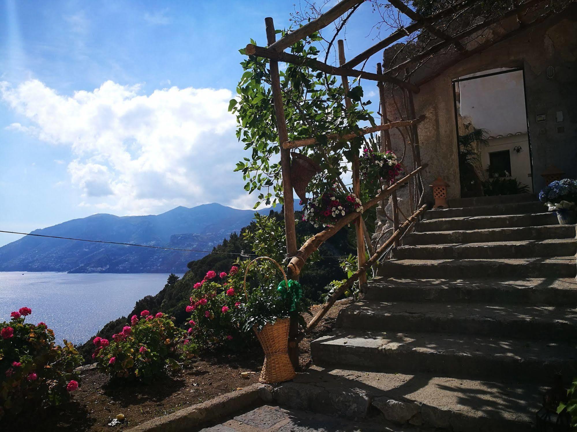 Bed and Breakfast Badia Santa Maria de' Olearia Maiori Exterior foto