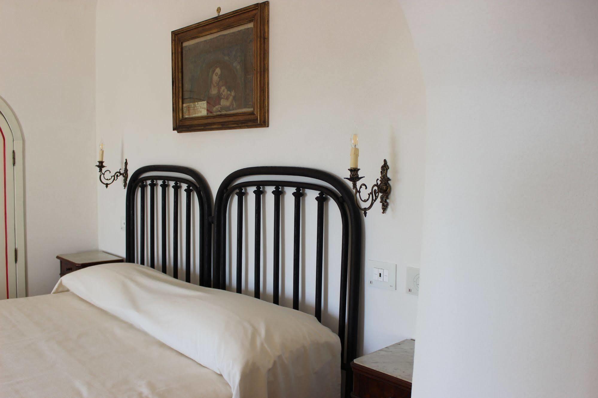 Bed and Breakfast Badia Santa Maria de' Olearia Maiori Exterior foto